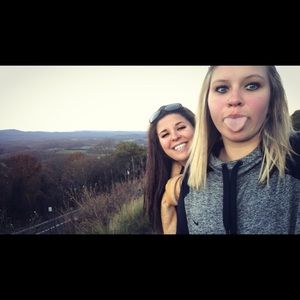 Meet your Posher, Devon